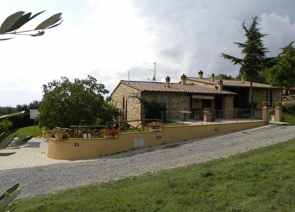 Agriturismo Privato "La Casa Del Sole" Villa Castiglione del Lago Luaran gambar